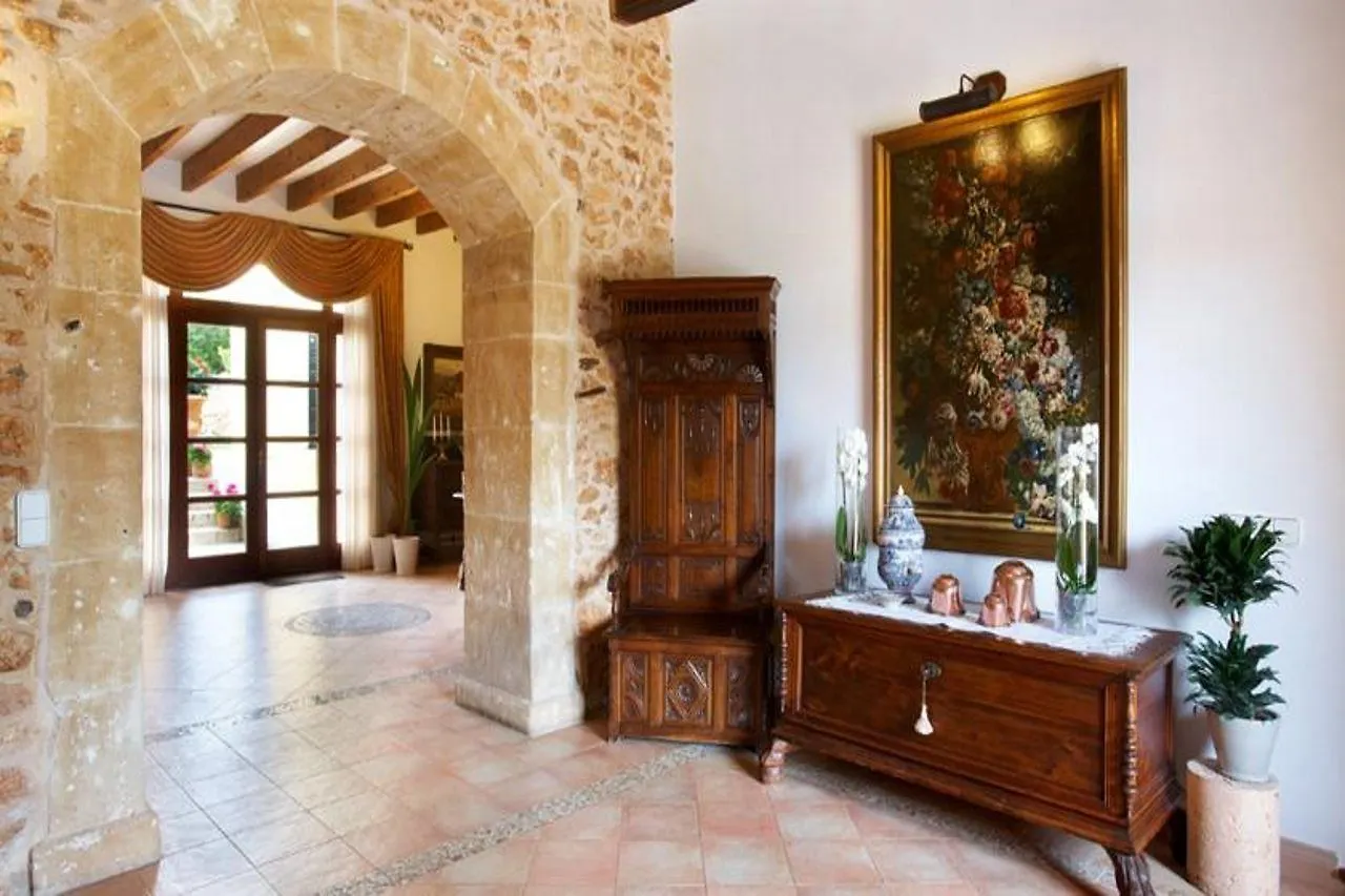 Kır Evi Puig De Ros D'Alt Konuk evi Llucmajor