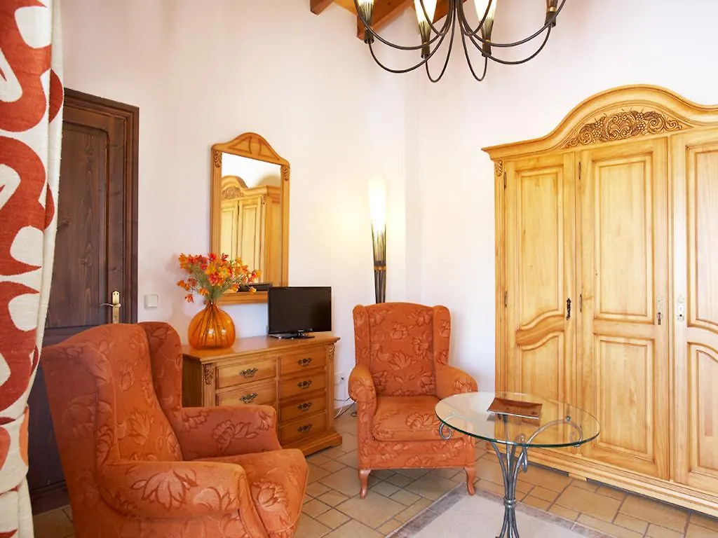 Puig De Ros D'Alt Konuk evi Llucmajor  0*, Llucmajor (Mallorca) İspanya